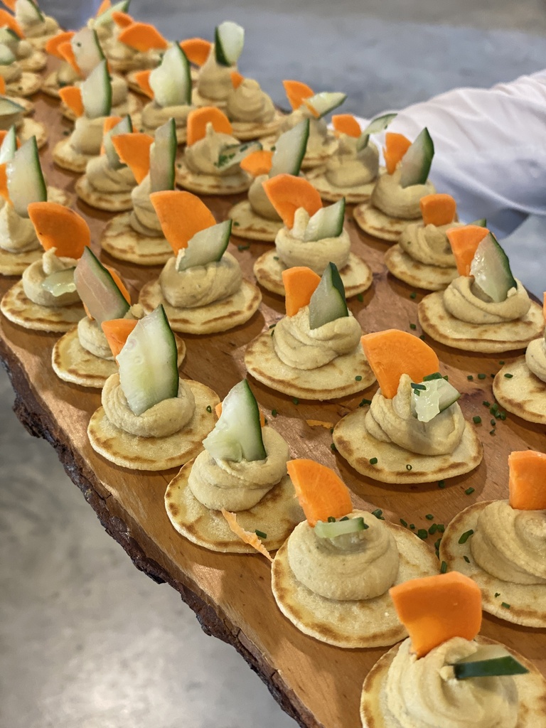 Blini de hummus y sus crudites (r) XS